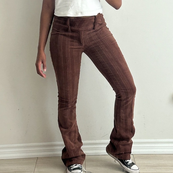 UO Tony Corduroy Belt Flare Pant - Picture 2 of 4